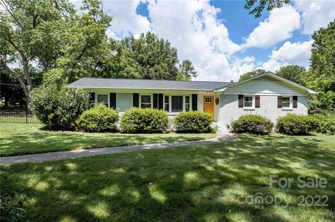 3101 Cresthill Drive sold home in Cresthills, Charlotte, NC