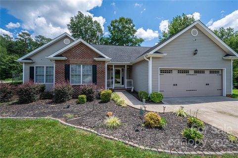 1402 Crowders Woods Drive