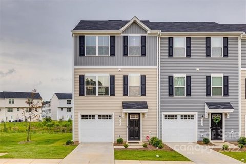 6141 Cutwater Circle