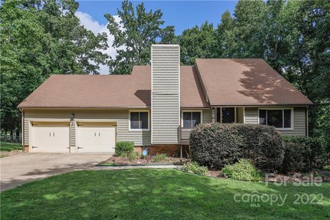 201 Woodleigh Drive