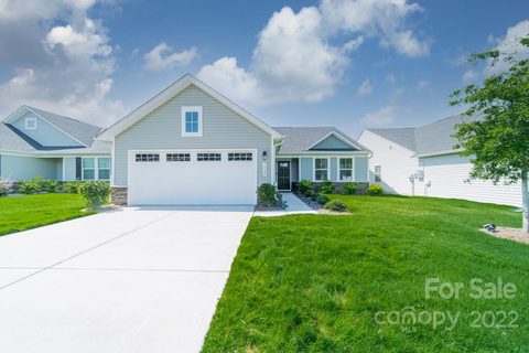 5028 Macvittie Lane