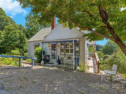 214 Duplin Hill Road sold home in Mountain Heritage Estates, Burnsville, NC