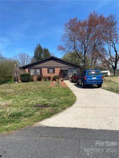 122 Deal Lane sold home in Glen Echo, Statesville, NC