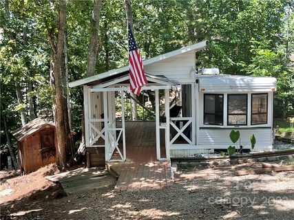 120 Deerfield Circle