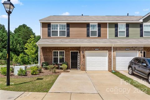7314 Sienna Heights Place 301 sold townhome in Townes at University East, Charlotte, NC