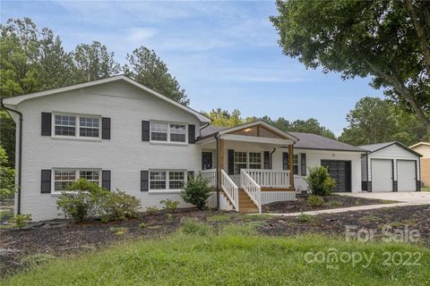 2395 Old Cedarwood Drive sold home in Quail Hollow Park, Concord, NC
