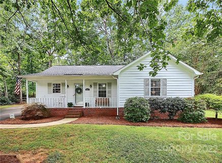 8507 Lochinvar Drive sold home in Butterfield, Charlotte, NC