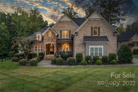 212 Wheatberry Hill Drive sold home in Atherton, Matthews, NC