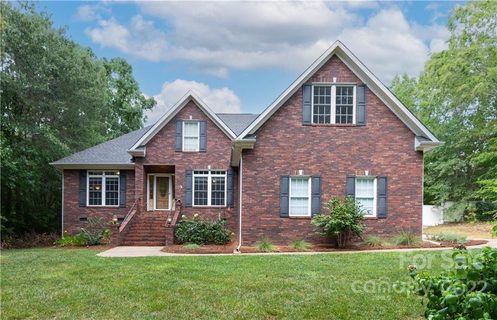 1608 Hunters Place Road sold home in Hunters Place, York, SC