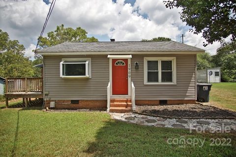 1909 Waxhaw Indian Trail Road