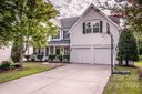 7926 Woodmere Drive sold home in Harrisburg, SC
