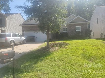 7736 East Lane Drive