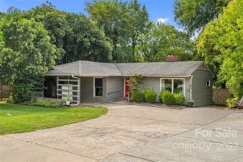 842 Woodlawn Road