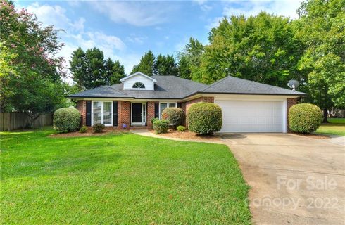 3907 Brittany Court