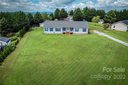 59 Divide Loop sold home in Flat Rock, SC