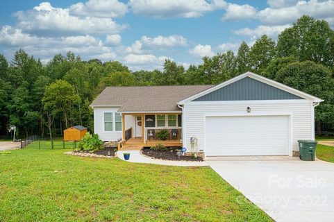 1560 Farmington Hills Drive