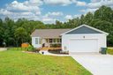 1560 Farmington Hills Drive sold home in Conover, SC