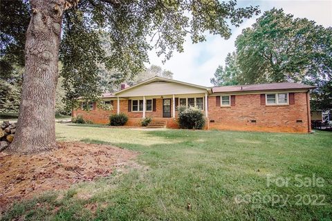 436 Caprice Circle sold home in Woodland Hills, Lincolnton, NC