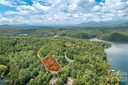 511 Harborside Drive 241 sold home in Nebo, SC