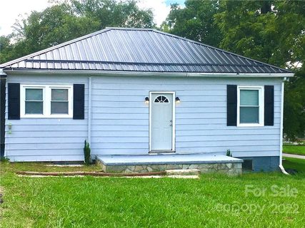 106 Gardner Street sold home in Pacific Mills, Hickory, NC