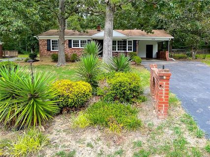 906 Clark Street sold home in College Grove, Wingate, NC