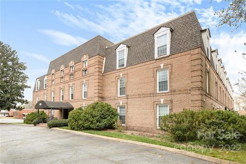 300 Fulton Street sold condo in Prince Charles, Salisbury, NC
