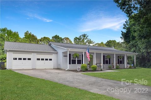 136 Greentree Drive sold home in Mills Forest, Mooresville, NC
