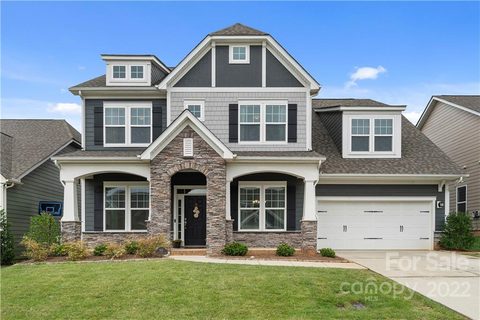1412 Native Diver Lane