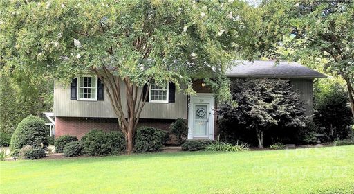 731 10th Street Drive 2