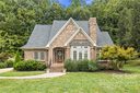 2560 Shaggy Bark Court sold home in Belmont, SC