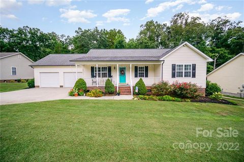 1730 Riverstone Drive sold home in Riverstone, Lincolnton, NC