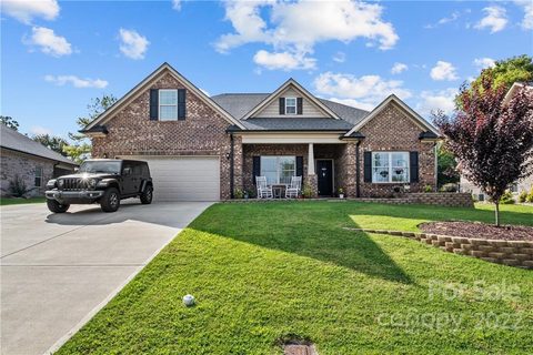 5404 Roberta Meadows Court sold home in Roberta Meadows, Concord, NC