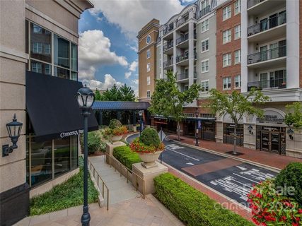 4620 Piedmont Row Drive 701