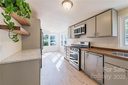 230 Magnolia Way sold home in Asheville, SC