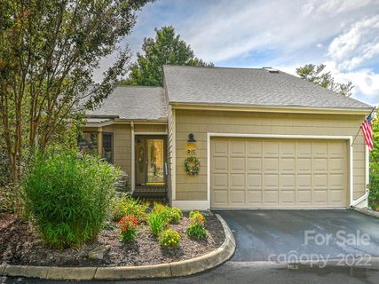 134 Beaver Ridge Road sold townhome in Belvedere, Asheville, NC