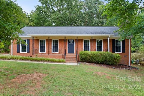 10828 Painted Tree Road sold home in Innisfree, Charlotte, NC