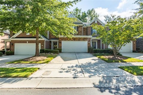 15333 Canmore Street sold home in The Enclave at Ardrey Kell, Charlotte, NC