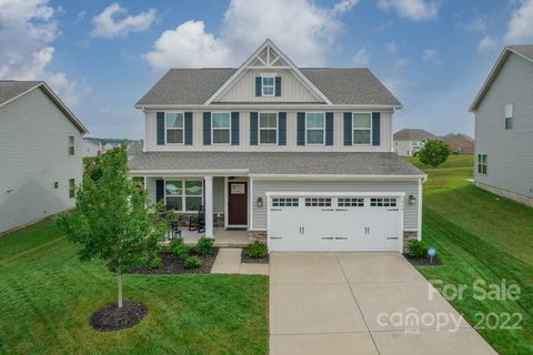 1860 Scarbrough Circle