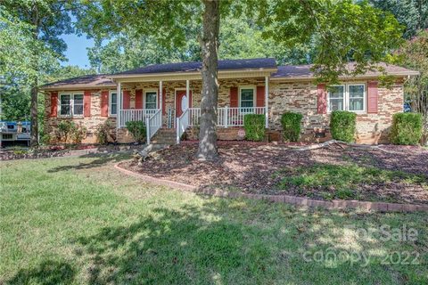 4003 Wimbledon Drive sold home in Wimbledon Acres, Dallas, NC
