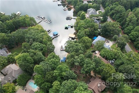 27 Westbay Road sold home in West Bay, Denver, NC