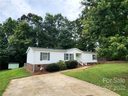 217 Meadowbrook Circle sold home in Dallas, SC