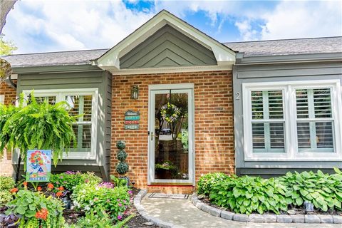 2200 6th Street sold condo in Lakeside Condominiums, Hickory, NC