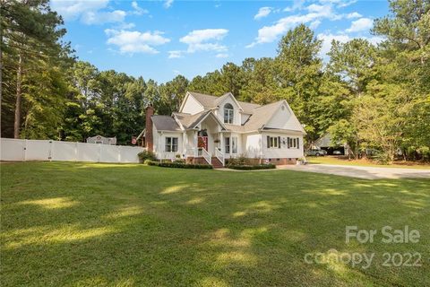840 Old Cedar Circle sold home in The Timbers, York, SC