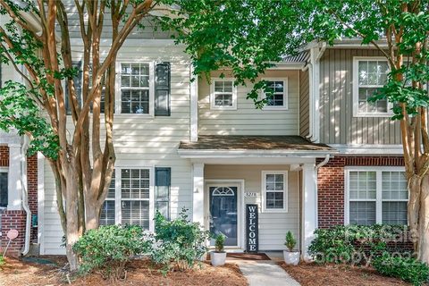 8218 Chaceview Court