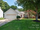 7411 Henderson Park Road sold home in Huntersville, SC