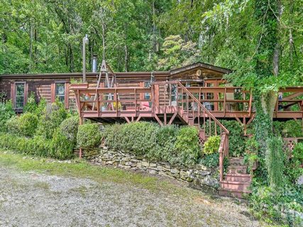 165 Rocky Ridge Road sold home in Rocky Ridge, Hendersonville, NC