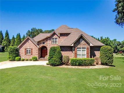 1159 Bugle Lane sold home in Fox Chase, Newton, NC