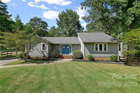 504 Arborlea Court sold home in Country Place, Matthews, NC
