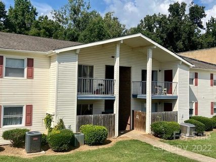 7984 Shady Oak Trail 174