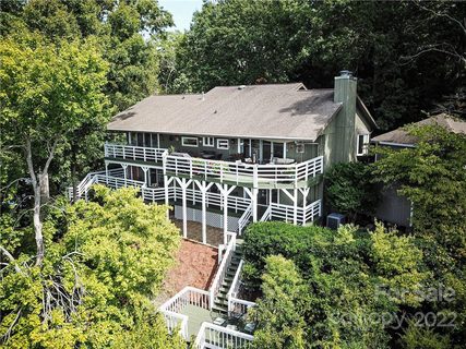 8032 Windjammer Drive